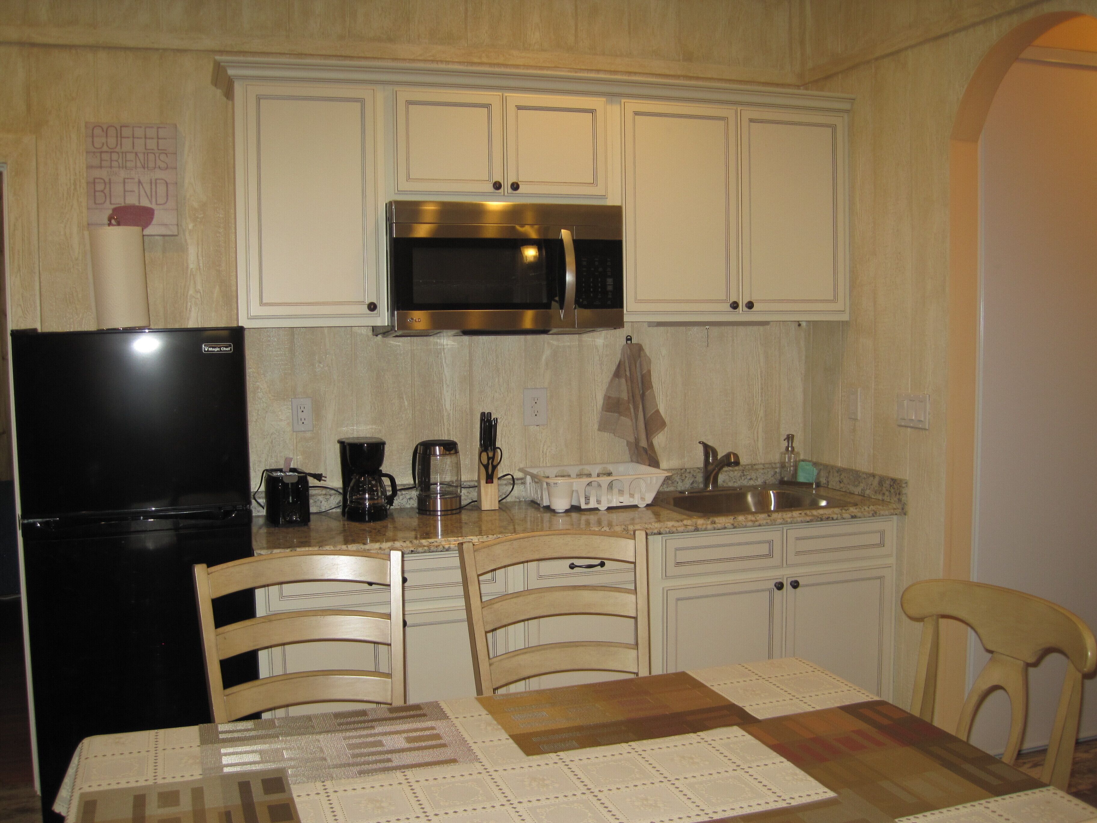 Private Spacious 2 Bedroom Uni