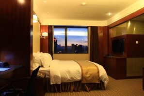 Business Double Room | Desk, blackout drapes, iron/ironing board, free wired internet - Shenzhen Sichuan Hotel (Shenzhen)
