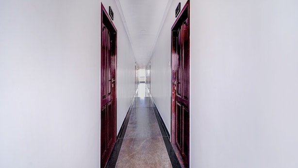 Lobby - Itsy Hotels Prakasam Residency (Puducherry)