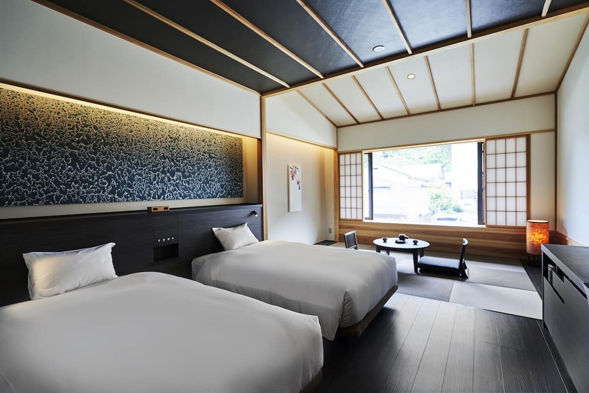 2 bedrooms, in-room safe, desk, soundproofing