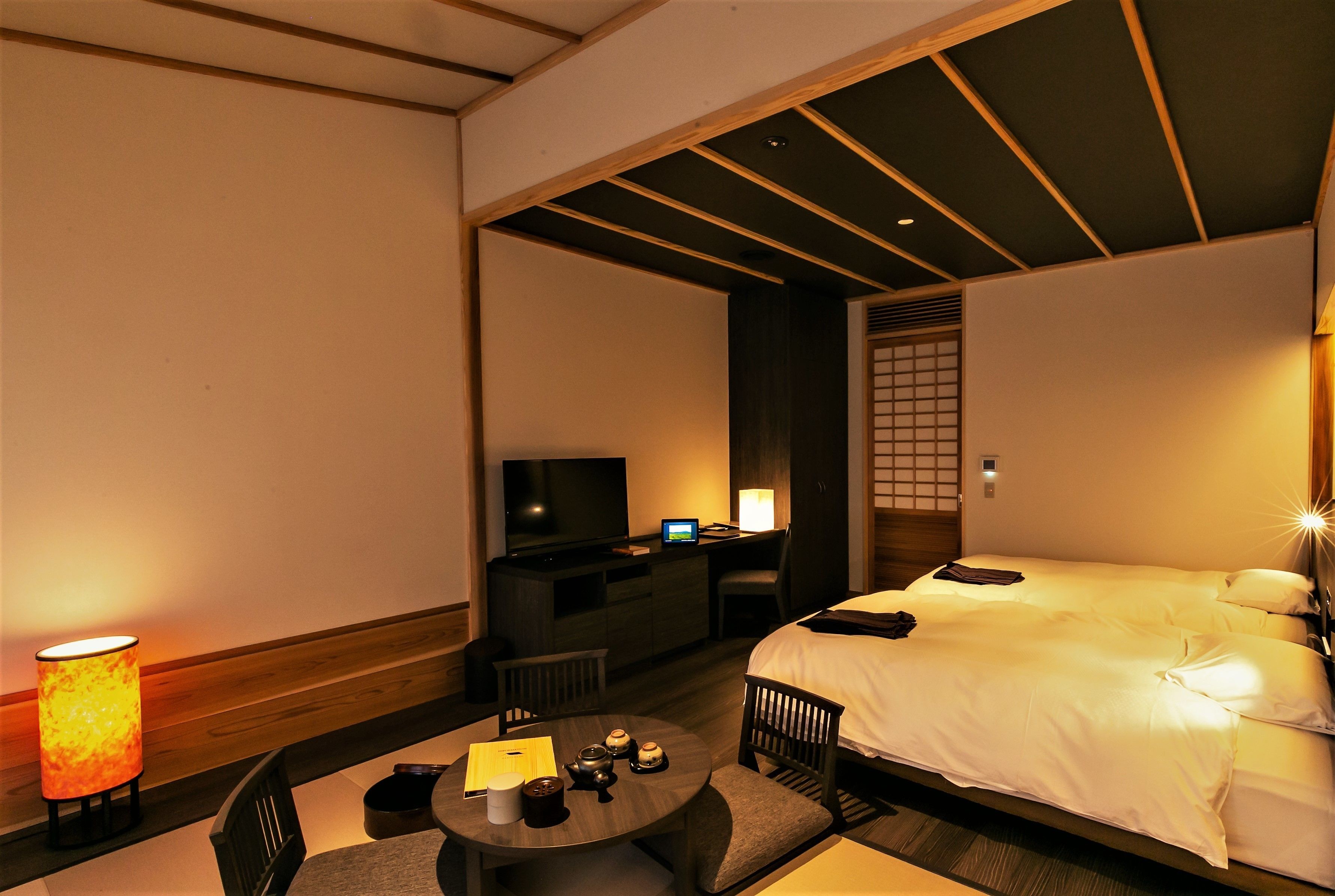 Japanese Western Style Room | 2 bedrooms, in-room safe, desk, soundproofing