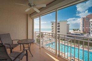 Property grounds - Newly Remodeled At Bargain Price! Beachfront Leonardo Arms 407 Offers Sun and Fun! (Fort Myers Beach)