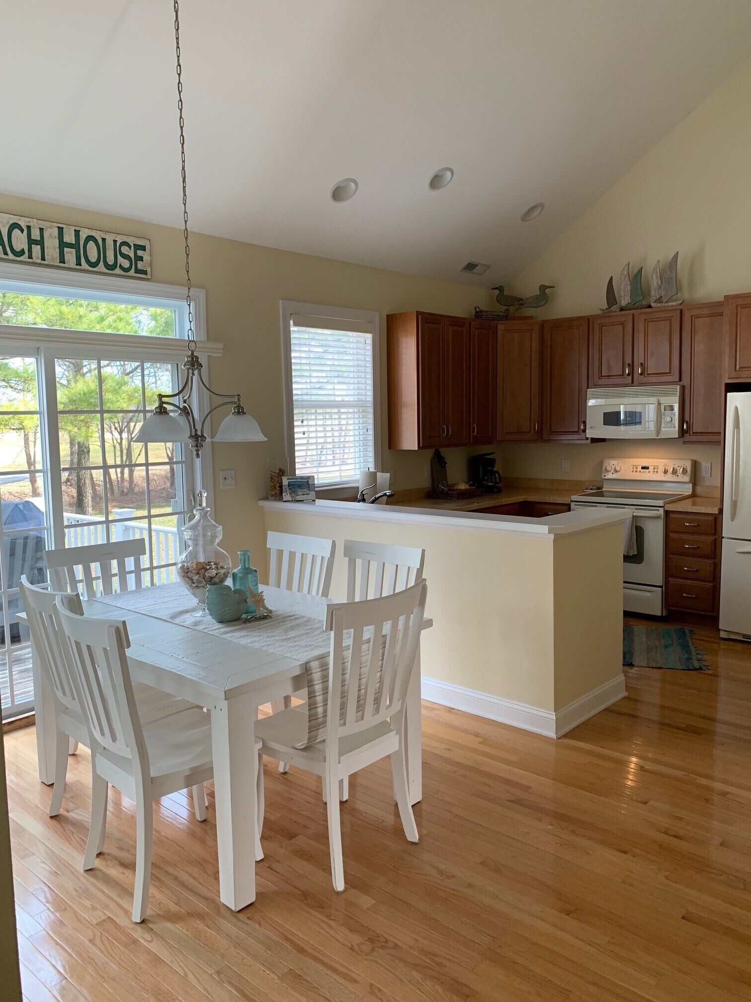 Family Friendly 3bd/2ba in Bear Trap-Close to Bethany Beach W/D, Porch, BBQ,WiFi