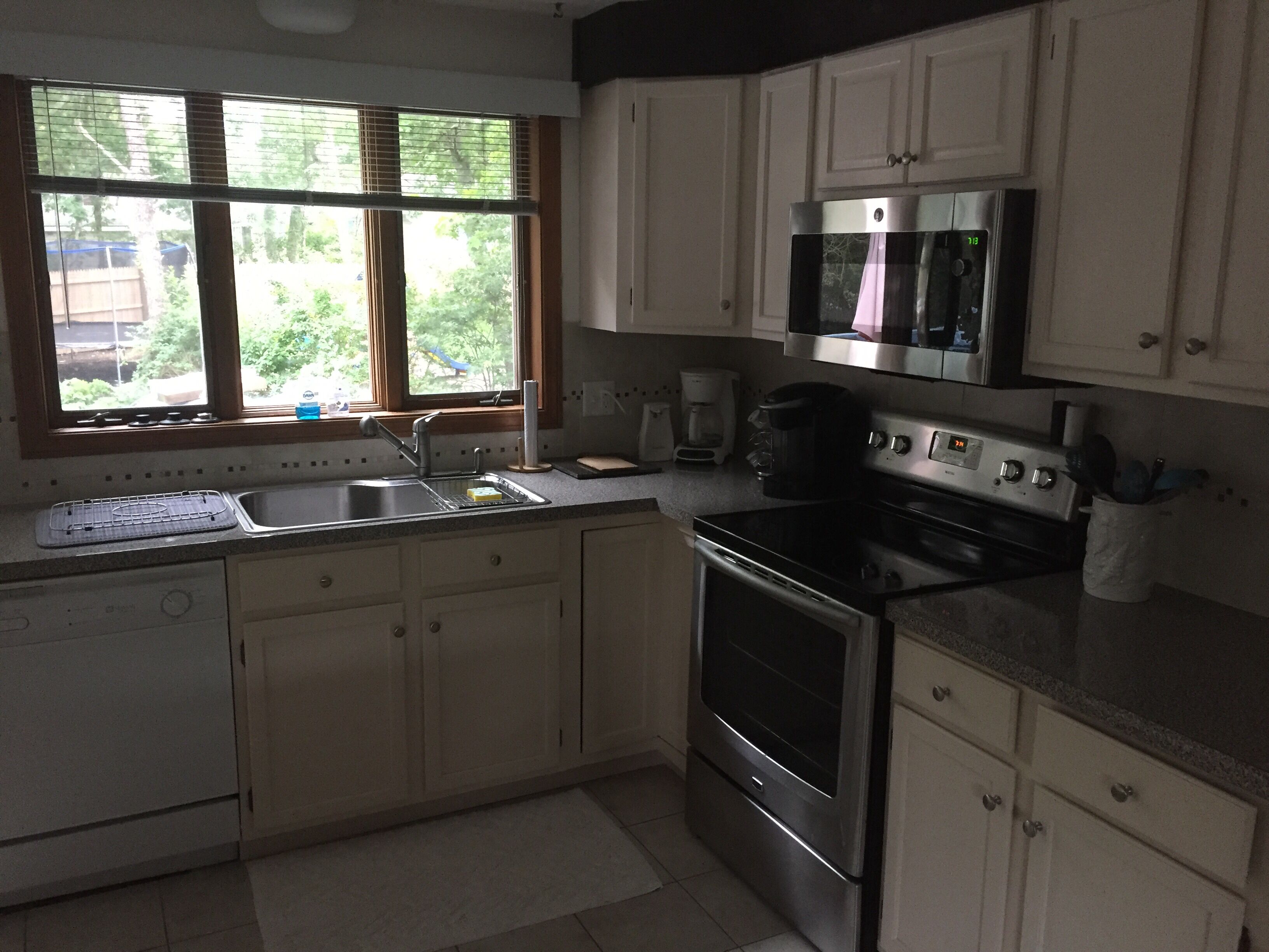 One of Kind Open-Air Near Everything AC and WiFi