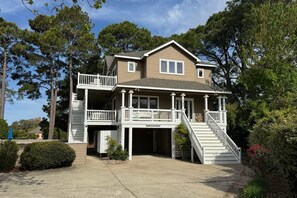 Exterior - 1289 - Sounds Like Fun, 6-bed 5-bath home in Corolla NC with stunning sound views & ample amenities (Corolla)