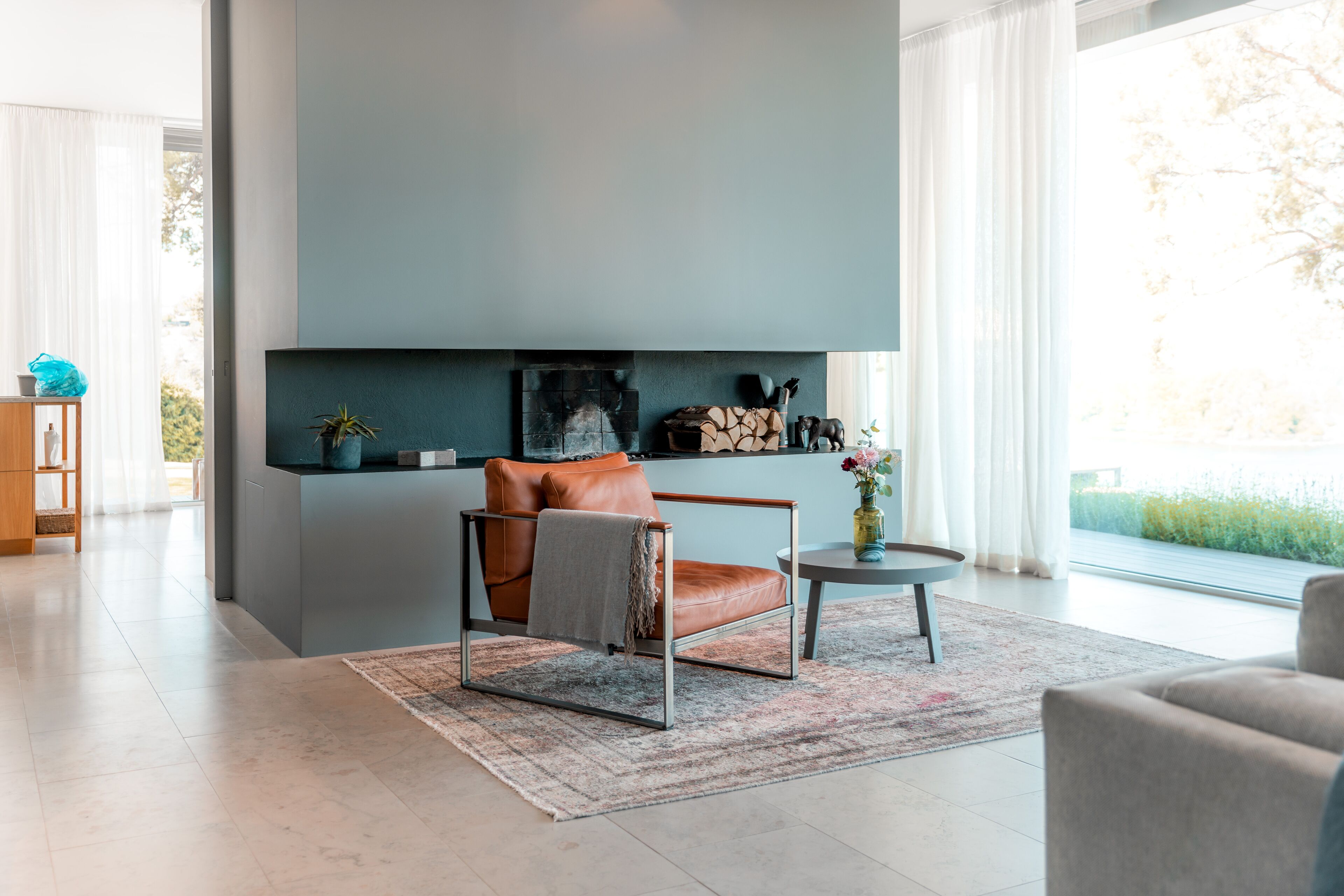 智能电视、壁炉、电子游戏、DVD 播放器