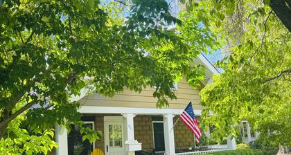 Amazing Sijainti City Beach Brownstone - Lake, Park, Spa