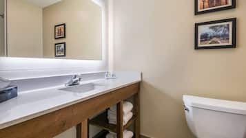 Desk, iron/ironing board, WiFi (free), bed sheets