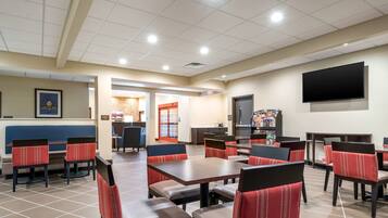 Desayuno buffet incluido todos los días