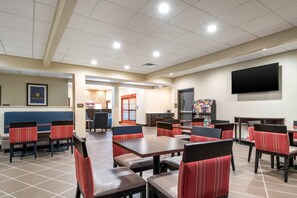 Free daily buffet breakfast  - Comfort Inn & Suites Harrisburg - Hershey West (Harrisburg)