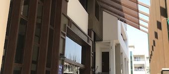 肖拉普爾凱里亞德飯店