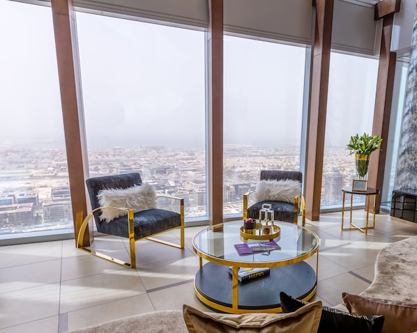 Executive Duplex, 5 Bedrooms, City View, Tower | Living room | Flat-screen TV - Dream Inn Dubai - 48 Burj Gate Penthouse (Dubai)