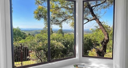 Villa 1 @ Bimbadeen Estate - Romantic split level villa with exceptional views over the vineyards