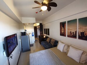 1 bedroom, WiFi, bed sheets