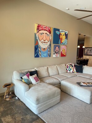 Smart TV, lettore DVD, impianto stereo