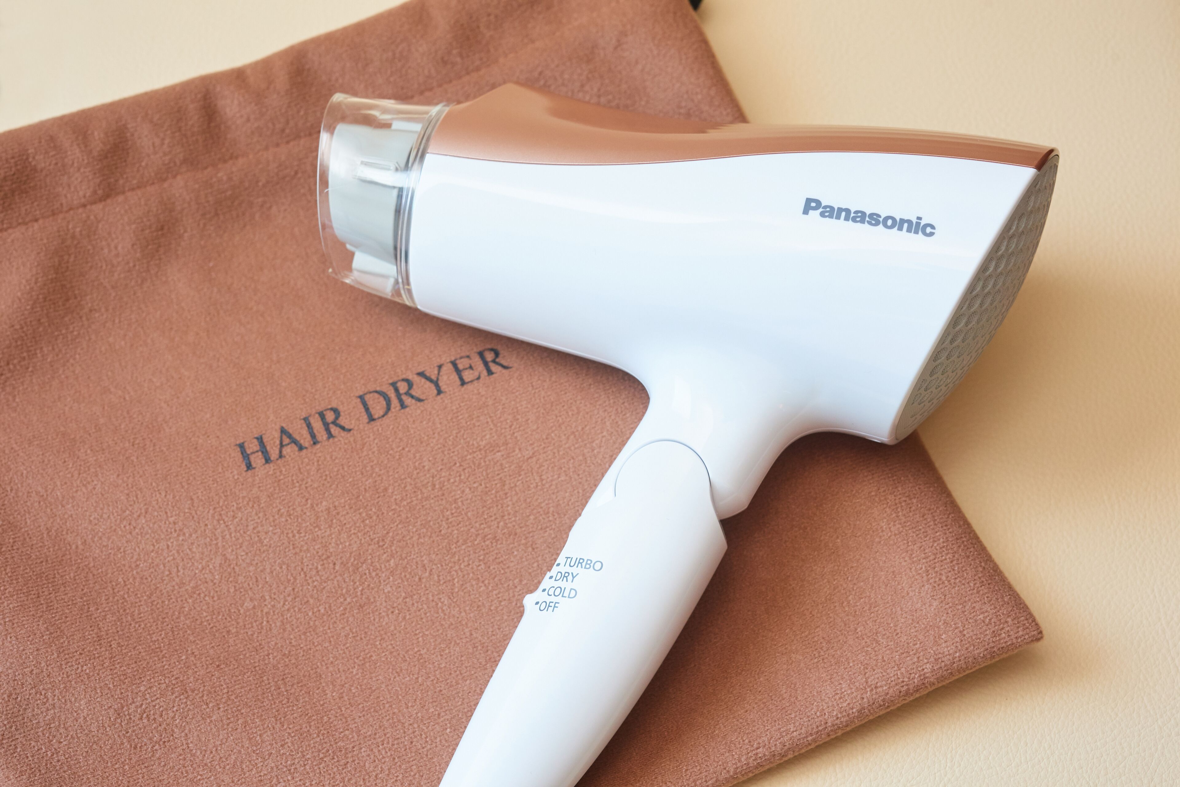 combined shower/bathtub, free toiletries, hair dryer, slippers