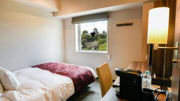 1 bedroom, desk, laptop workspace, free WiFi