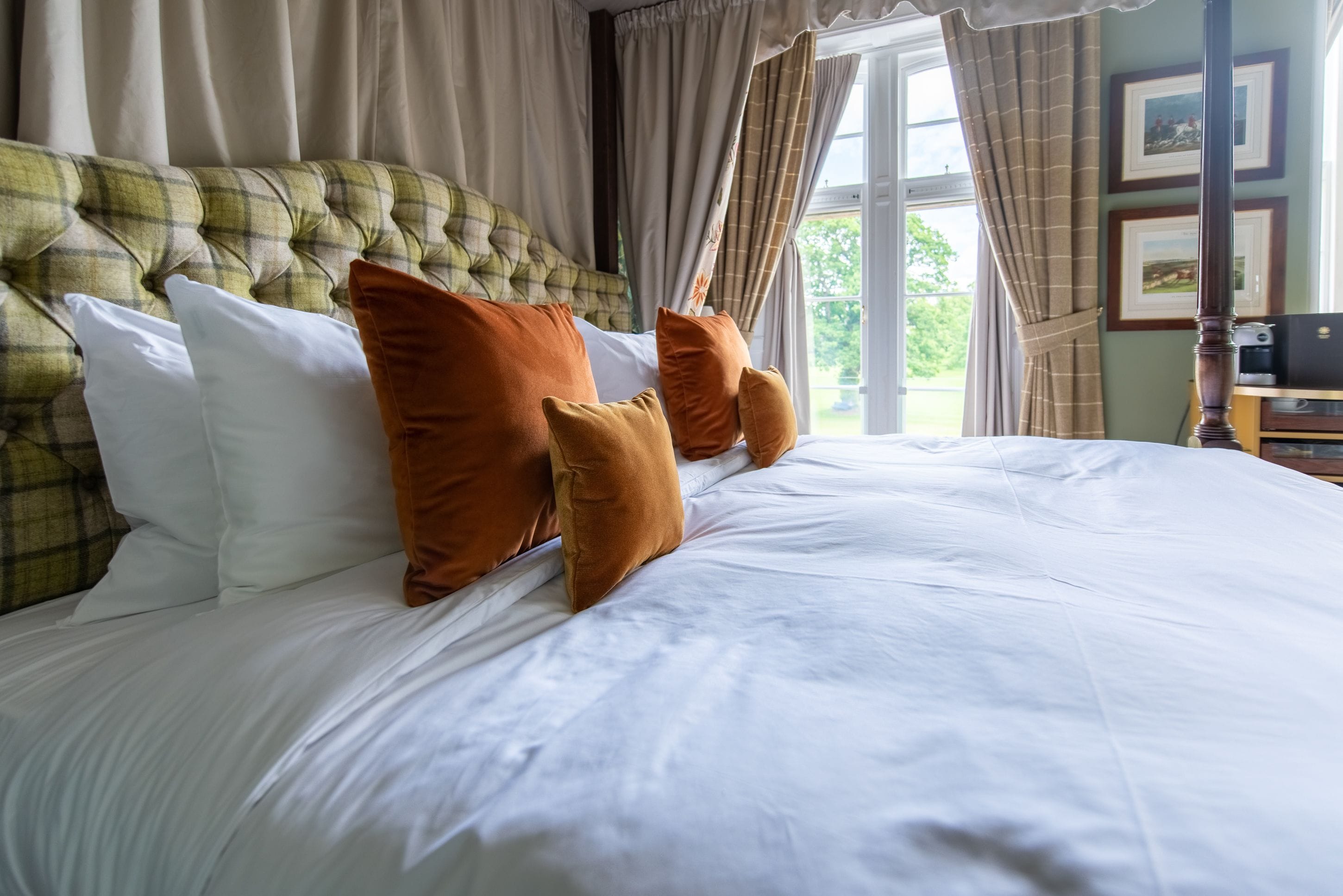 premium bedding, in-room safe, individually decorated