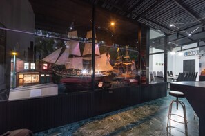 Bar (en la propiedad)