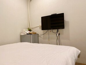 Habitación Elite doble, 1 cama doble, no fumadores | Escritorio, cortinas opacas, wifi gratis y ropa de cama