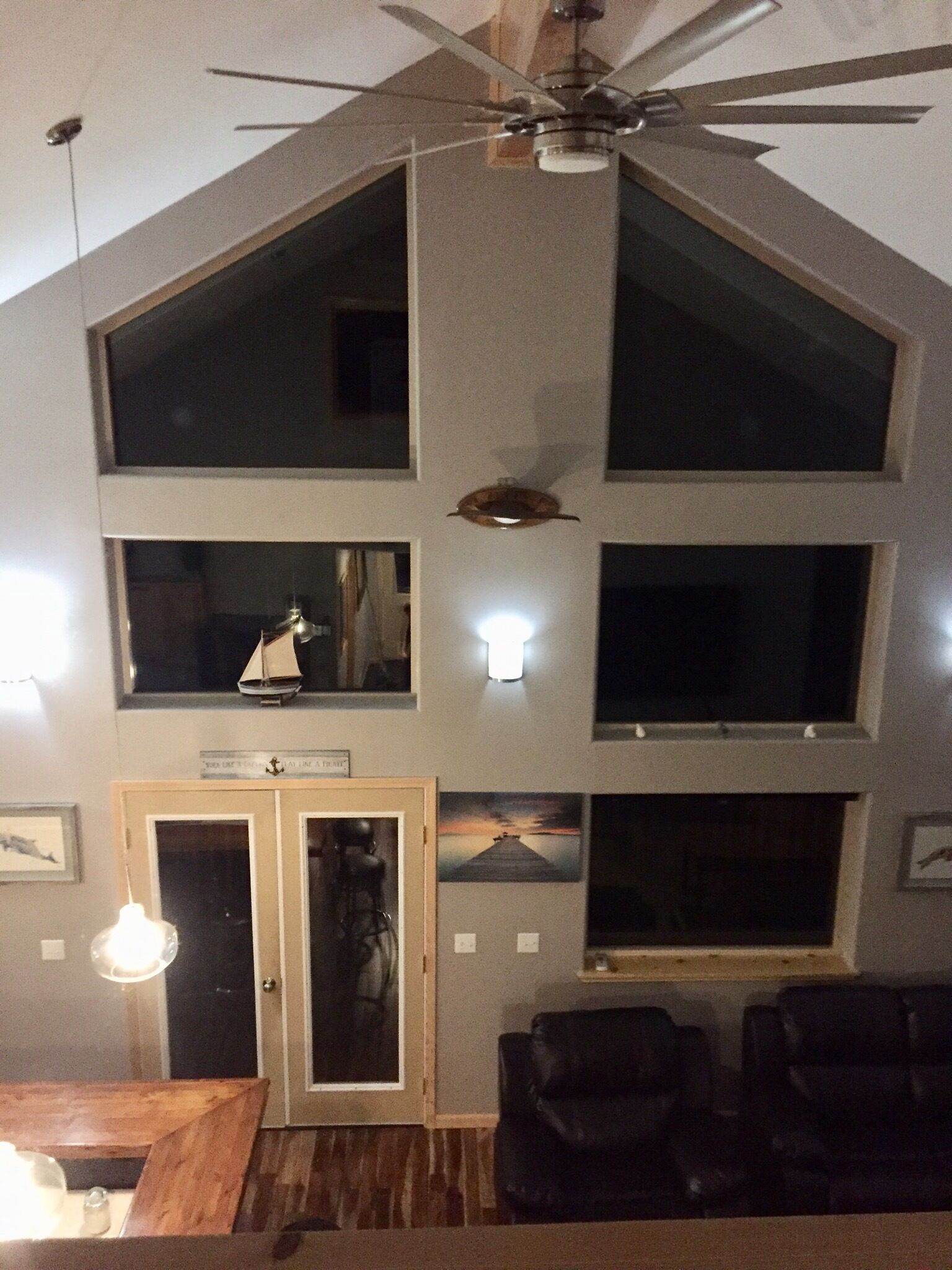 2 bedroom house with hot tub located in Seward