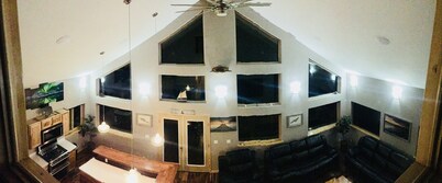 Casa de 2 habitaciones con bañera de hidromasaje ubicada en Seward