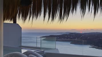Suite de luna de miel, no fumadores, bañera de hidromasaje | Ropa de cama de alta calidad, colchones con acolchado adicional, minibar