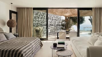 1 bedroom, premium bedding, pillow-top beds, minibar