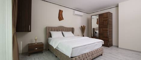 3 bedrooms, individually decorated, individually furnished