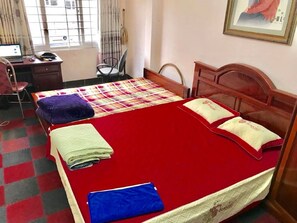 2 Schlafzimmer, Bügeleisen/Bügelbrett, WLAN