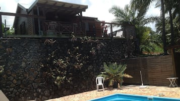 Outdoor pool, pool loungers