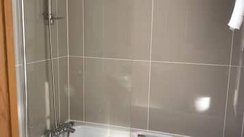 Chambre Double Luxe, salle de bains attenante | Salle de bain