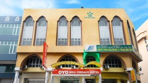 Exterior - OYO 757 MGU Firdaus Hotel (Kota Bharu)