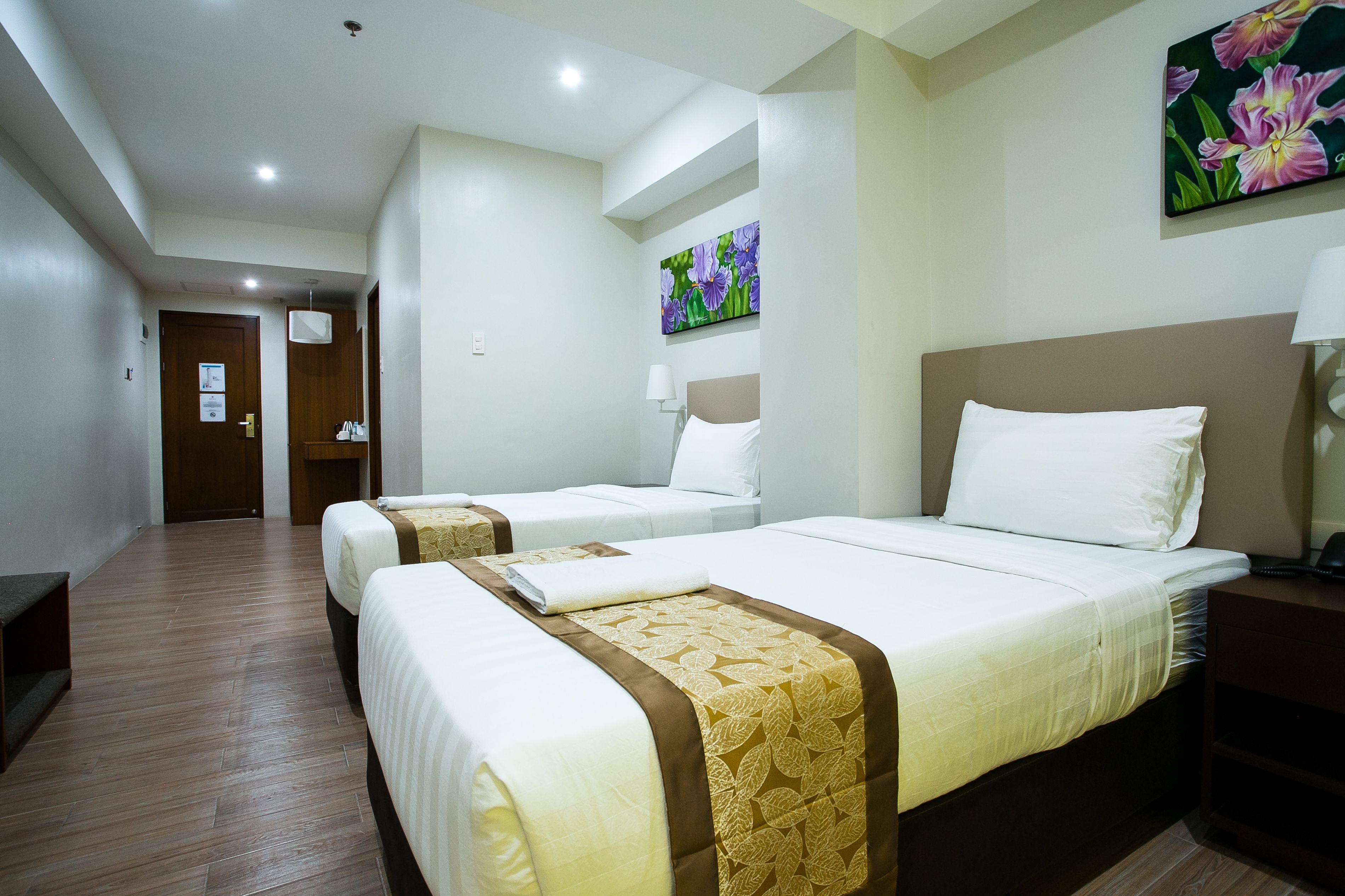 Deluxe Plus Twin Room, 2 Twin Beds, Accessible, Refrigerator | Wifi gratis y ropa de cama 