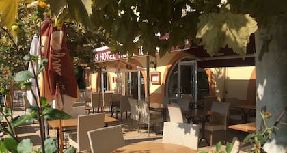 HĂŽtel Restaurant Le Commerce