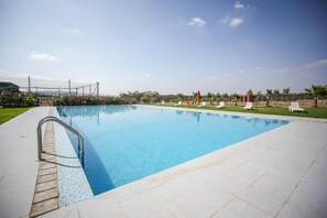 Pool - Appartement neuf, entouré de verdure + piscine (Marrakech)