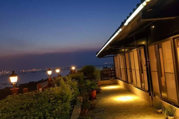Front of property - evening/night