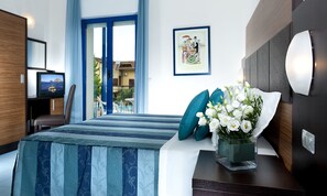 Coffres-forts dans les chambres, bureau, rideaux occultants