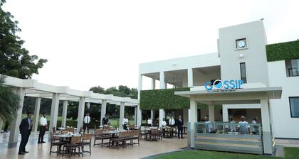 Neel's City Resort