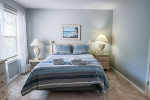 2 slaapkamers, een strijkplank/strijkijzer, gratis wifi, beddengoed