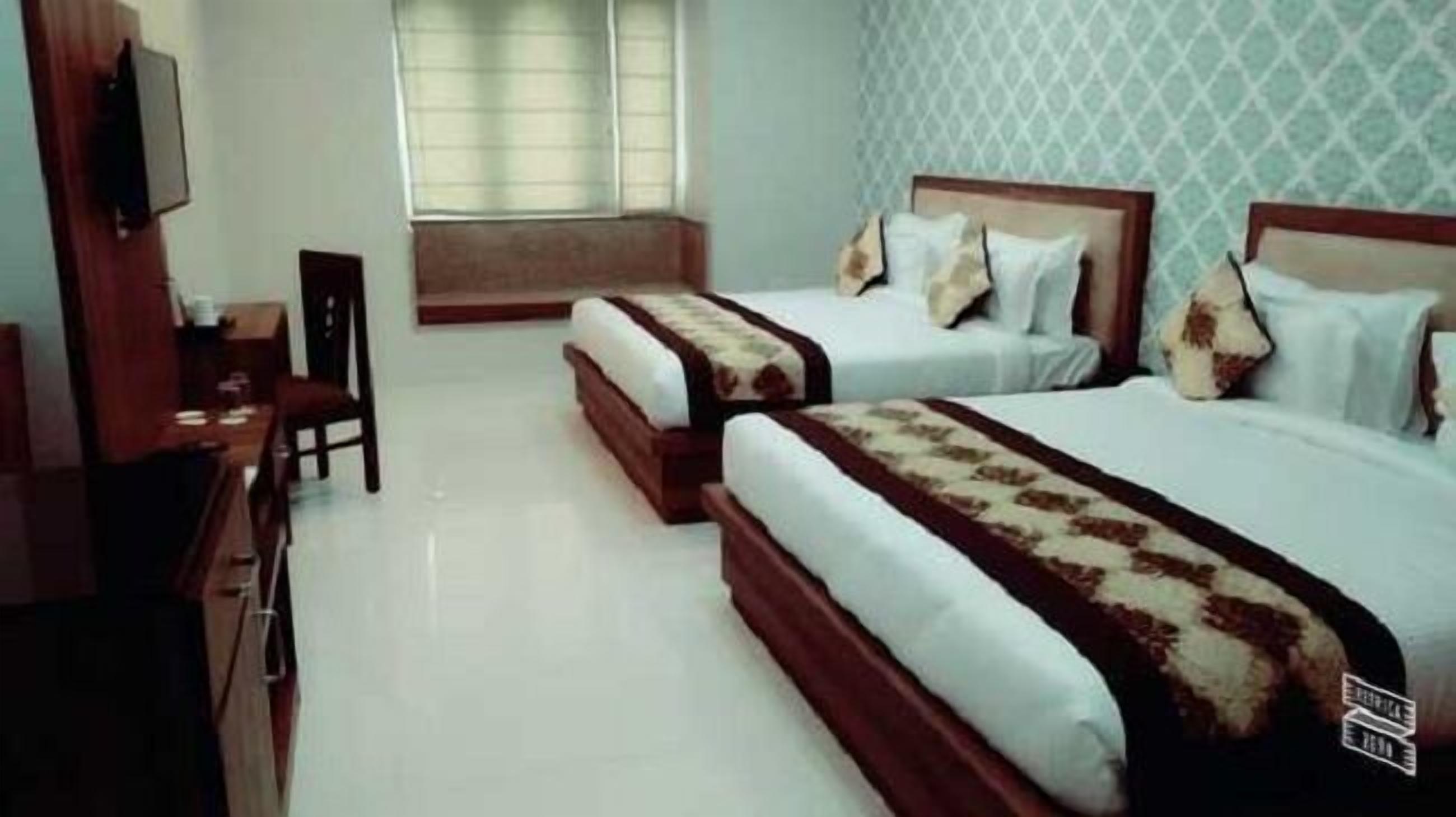 minibar, in-room safe, rollaway beds, free wifi