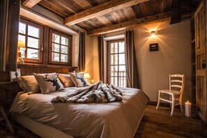 5 室のベッドルーム、WiFi、ベッドシーツ