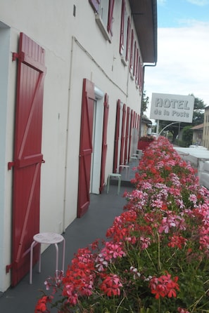 Chambre Standard, non-fumeur, vue ville | Balcon