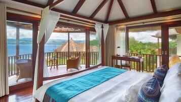 7 camere, una cassaforte in camera, una scrivania, ferro/asse da stiro