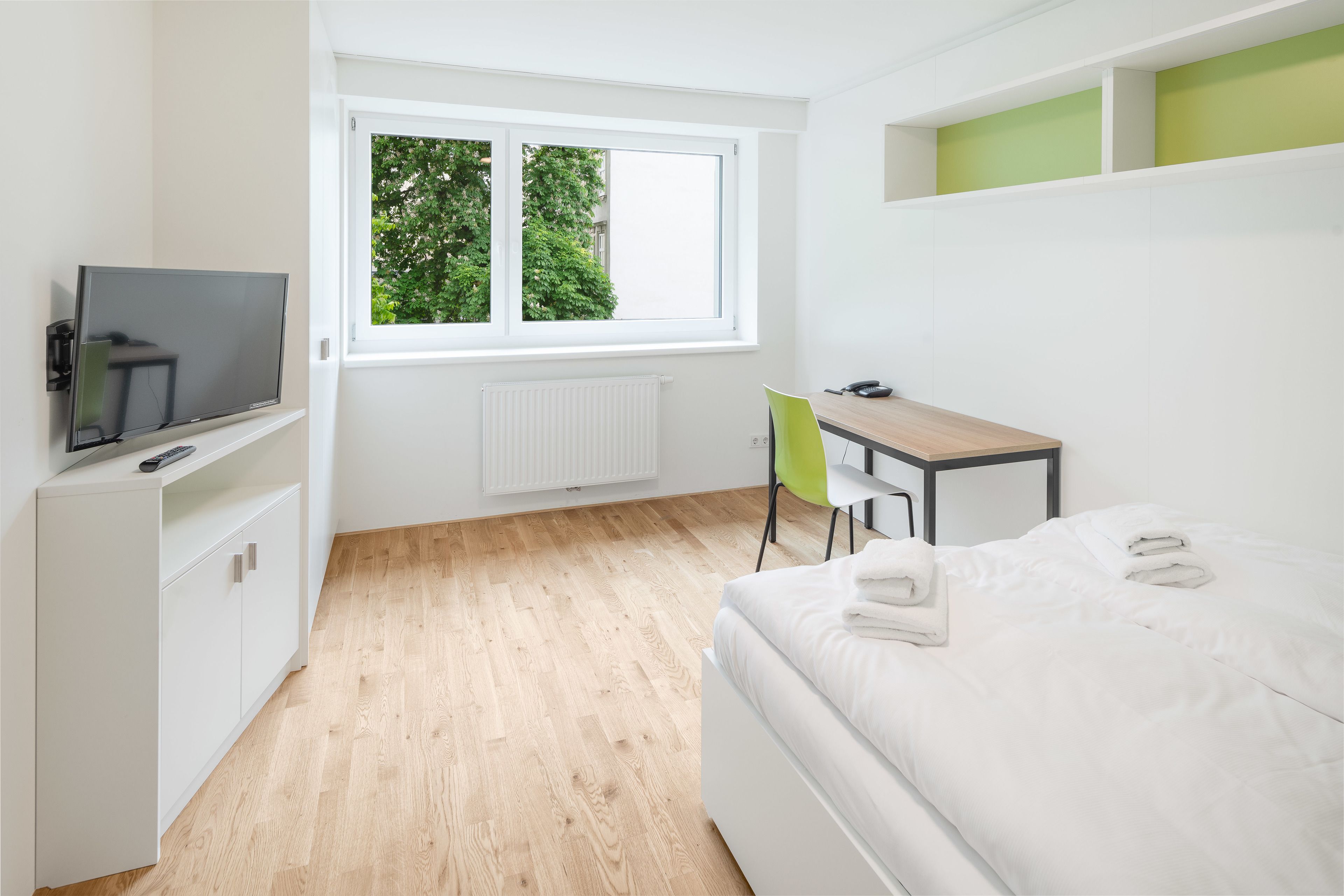 family apartment with 2 bedrooms | 1 bedroom, blackout curtains, free wifi, bed sheets