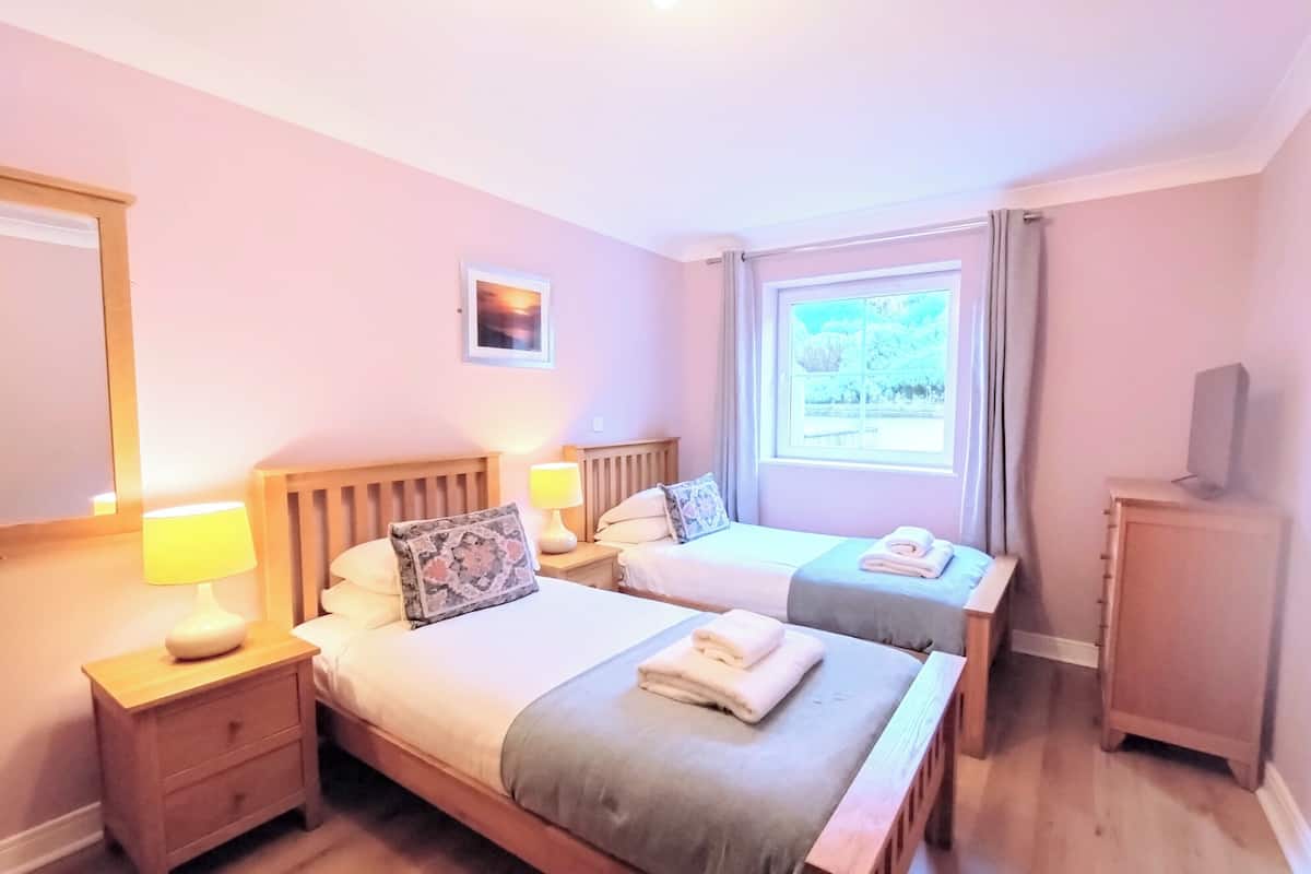 Apartment, Multiple Beds (Dog Friendly) | 1 bedroom, blackout drapes, iron/ironing board, free WiFi