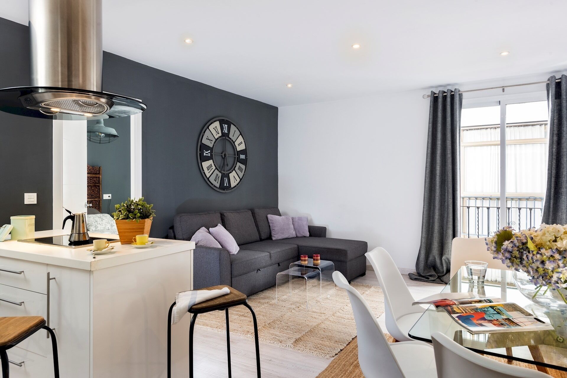 Cozy apartment in perfect location. Albareda II