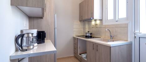 Apartment, 2 Bedrooms | Private kitchenette