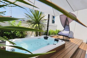 Deluxe suite, bubbelbad | Bubbelbad