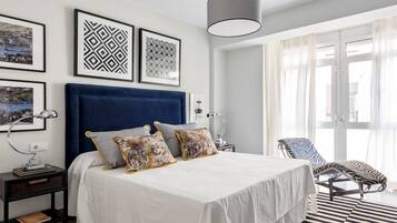 4 Schlafzimmer, Schreibtisch, BĂŒgeleisen/BĂŒgelbrett, WLAN